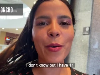 #TBJGC في الأماكن العامة - تحدي لعبة BlowJob الجزء 6 (ثنائي مسابقة اللسان)